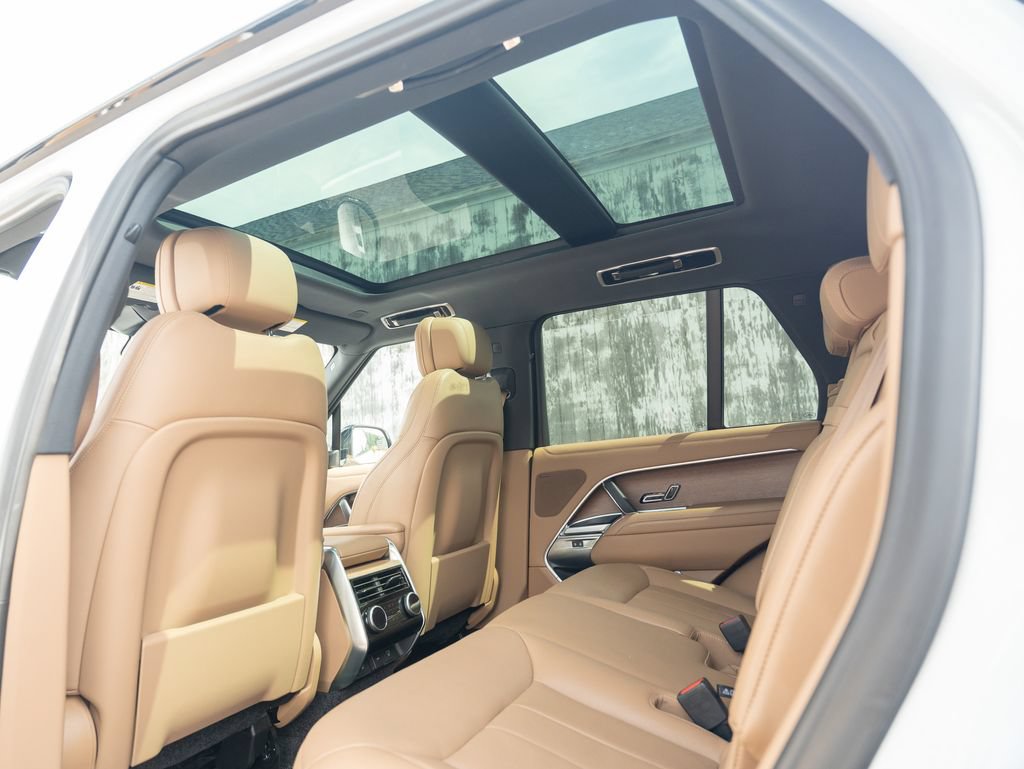 Used 2023 Land Rover Range Rover SE AWD/4WD image 35