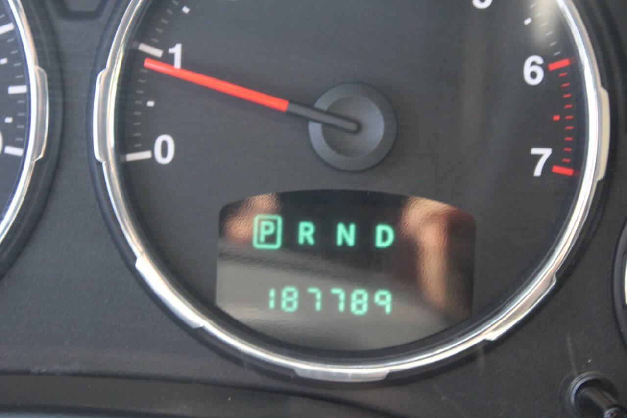 Used 2009 Jeep Liberty Sport RWD image 21