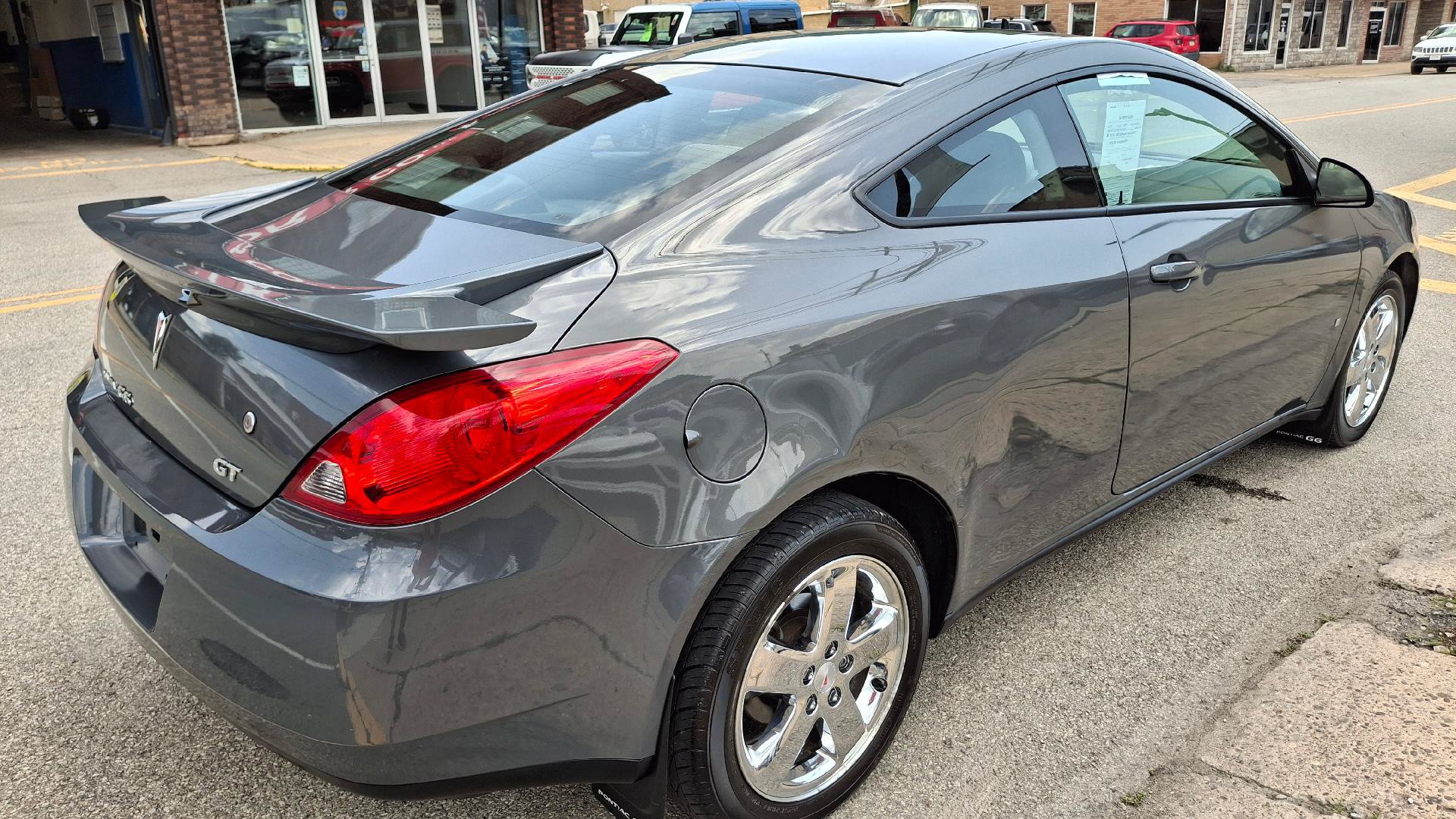 Used 2008 Pontiac G6 GT w/ Sun And Sound Package FWD image 7
