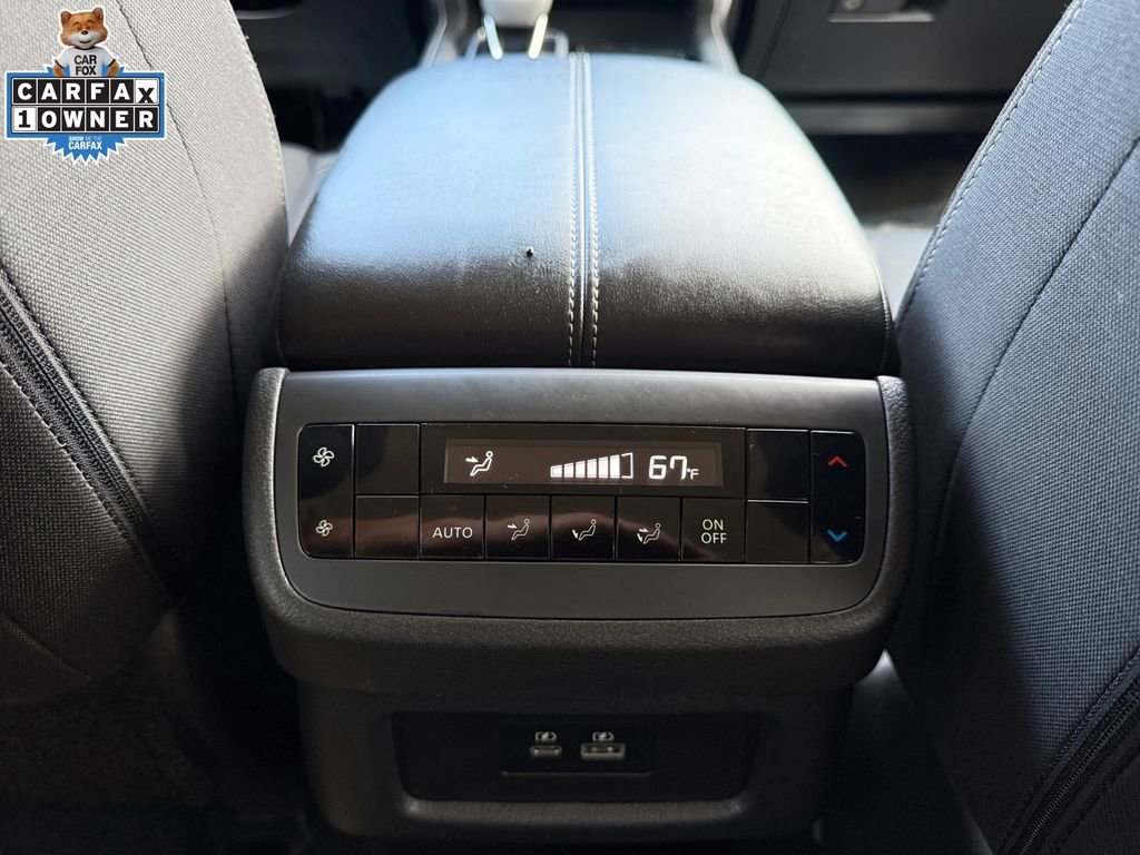 Certified 2025 Nissan Pathfinder SV image 11
