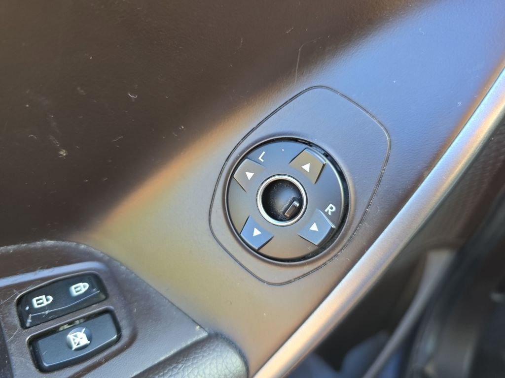 Used 2017 Hyundai Santa Fe Sport image 13