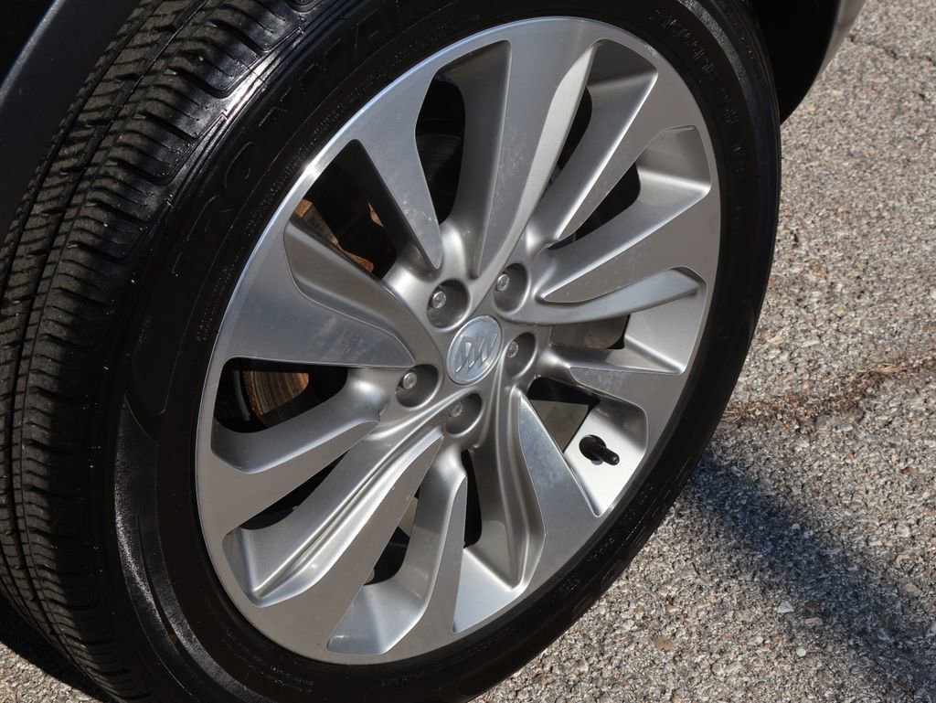 Used 2018 Buick Encore Preferred FWD image 35