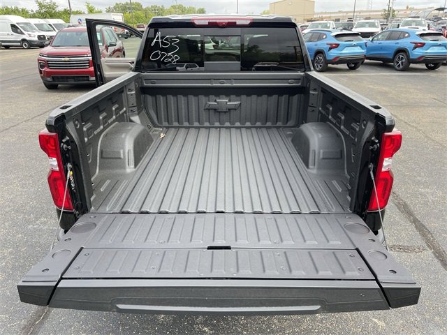 New 2026 Chevrolet Silverado 1500 LTZ w/ LTZ Premium Package image 23