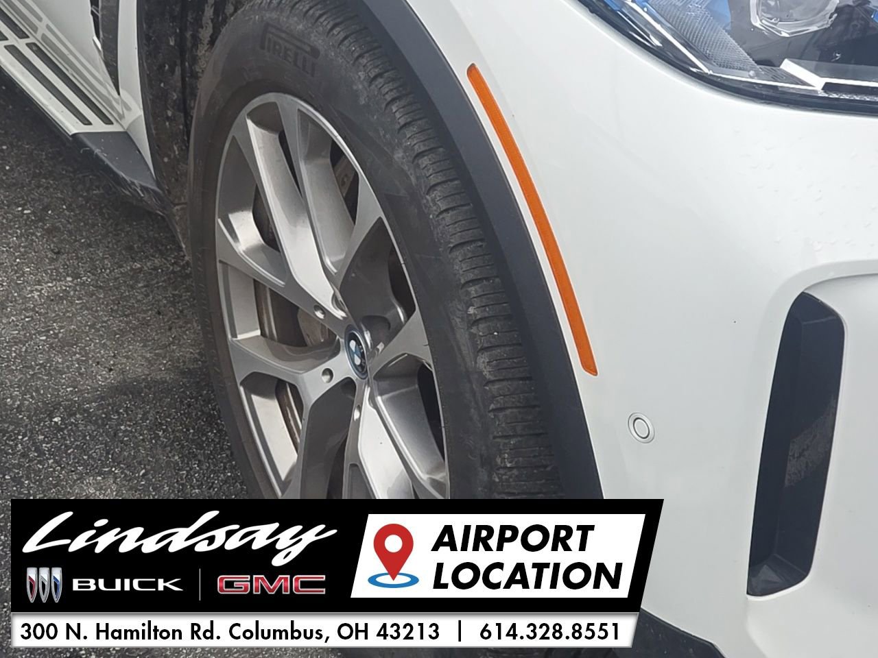 Used 2025 BMW X5 xDrive50e image 3