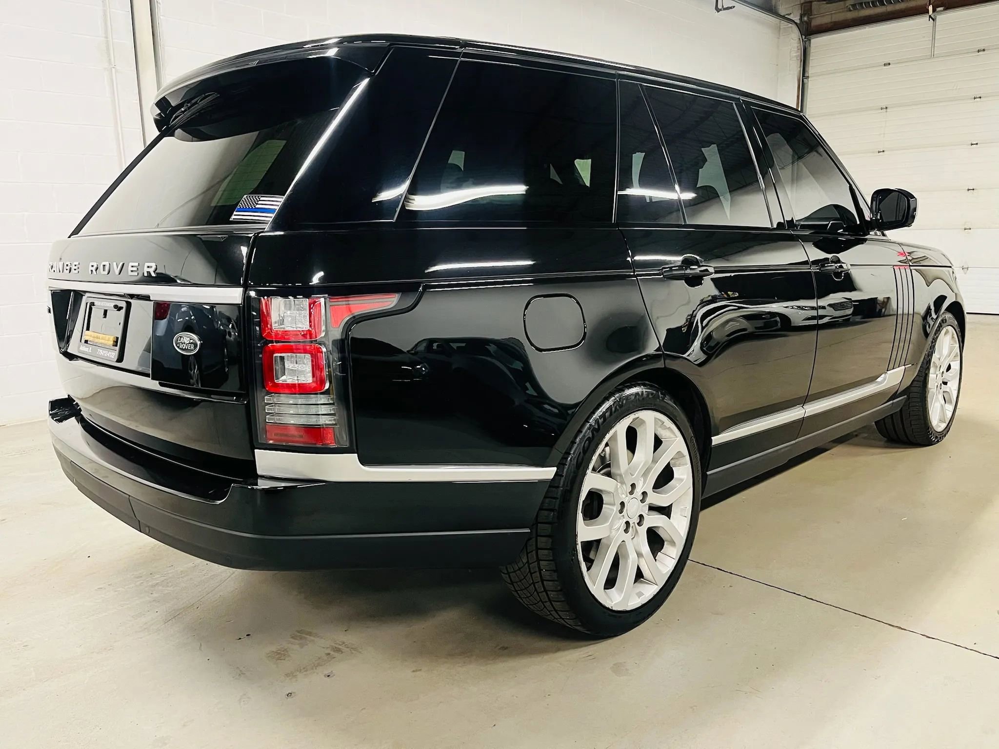 Used 2015 Land Rover Range Rover Supercharged AWD/4WD image 8