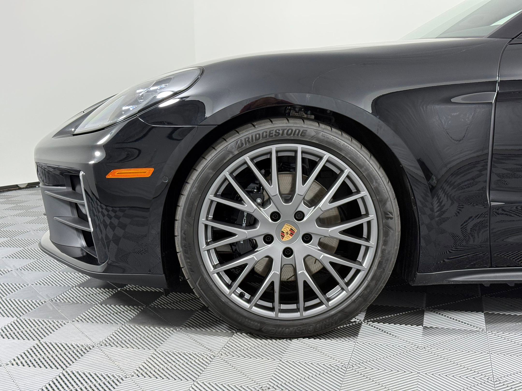 New 2026 Porsche Panamera 4 image 12