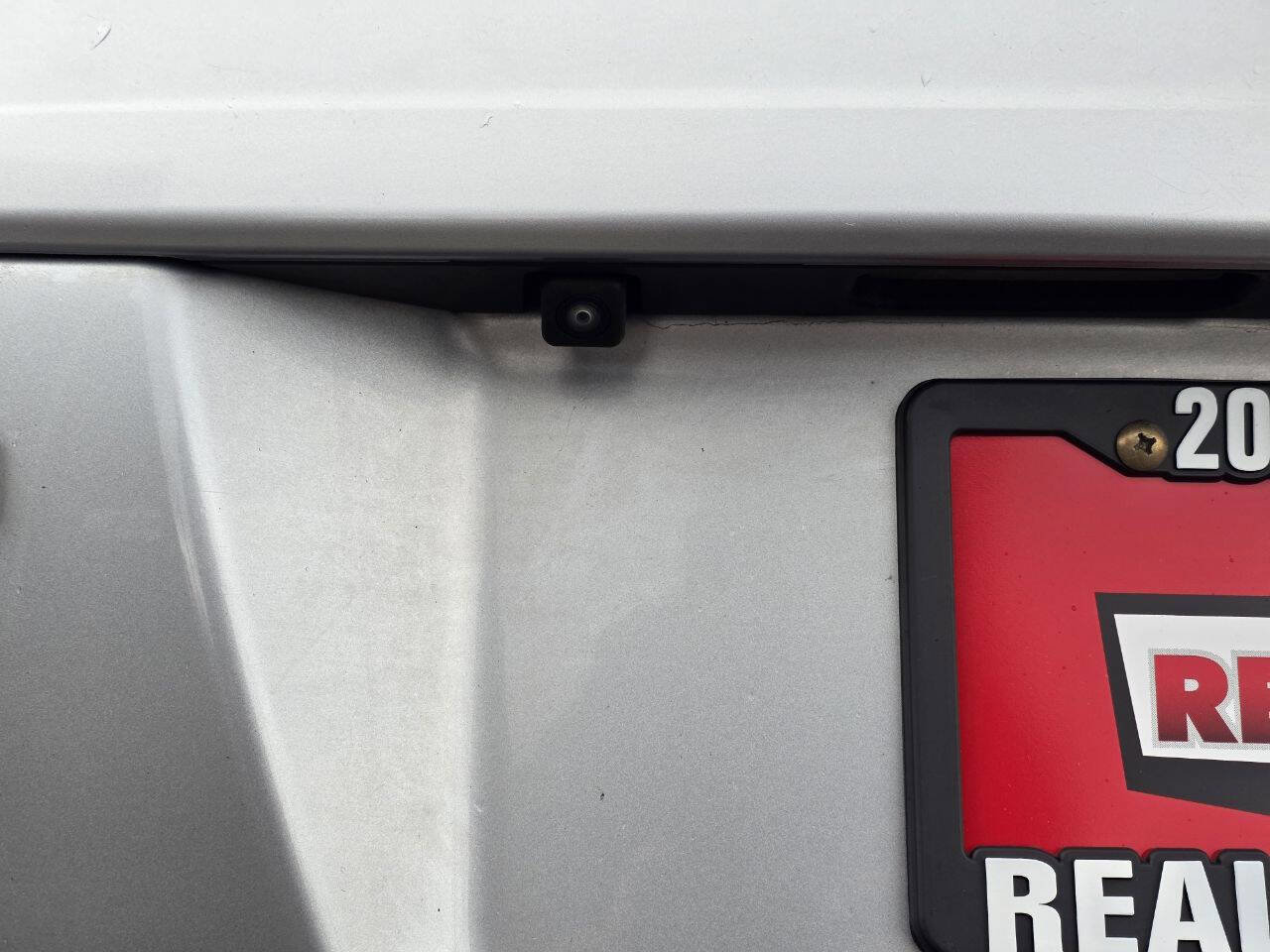 Used 2012 Subaru Outback 3.6R Limited image 17