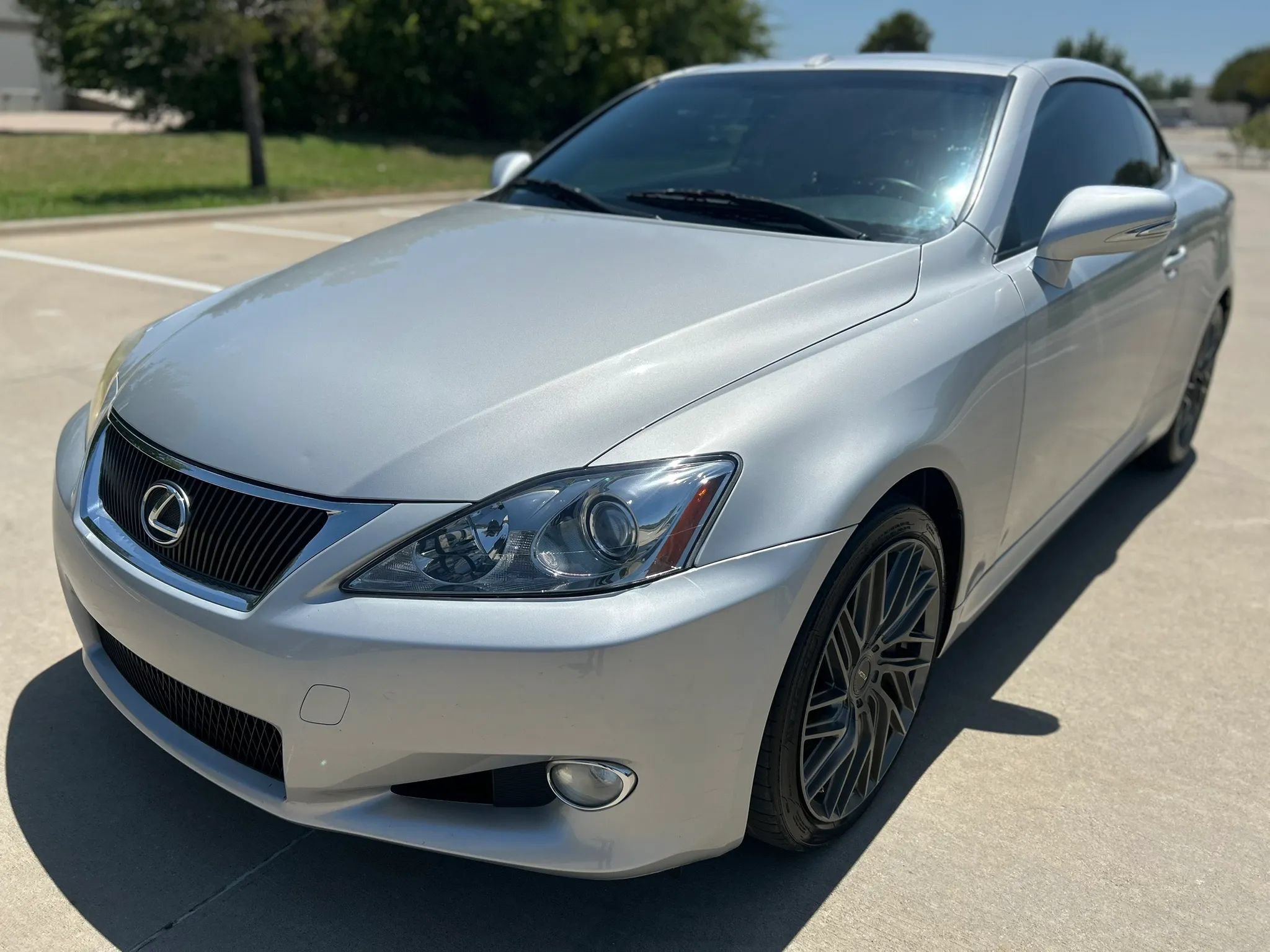 Used 2010 Lexus IS 350C RWD image 3