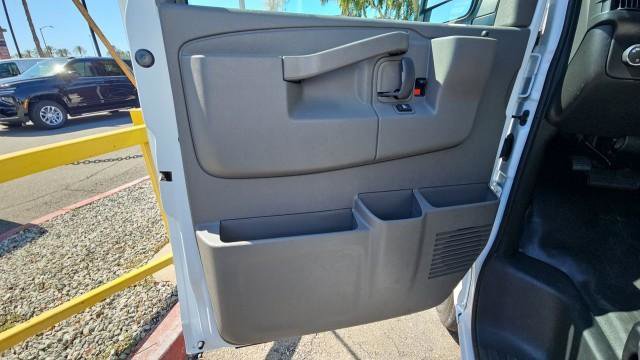 New 2026 Chevrolet Express 2500 w/ Driver Convenience Package RWD image 20