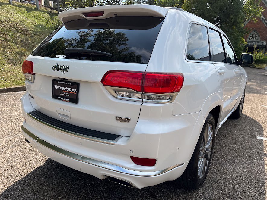 Used 2018 Jeep Grand Cherokee Summit w/ Platinum Series Group AWD/4WD image 35