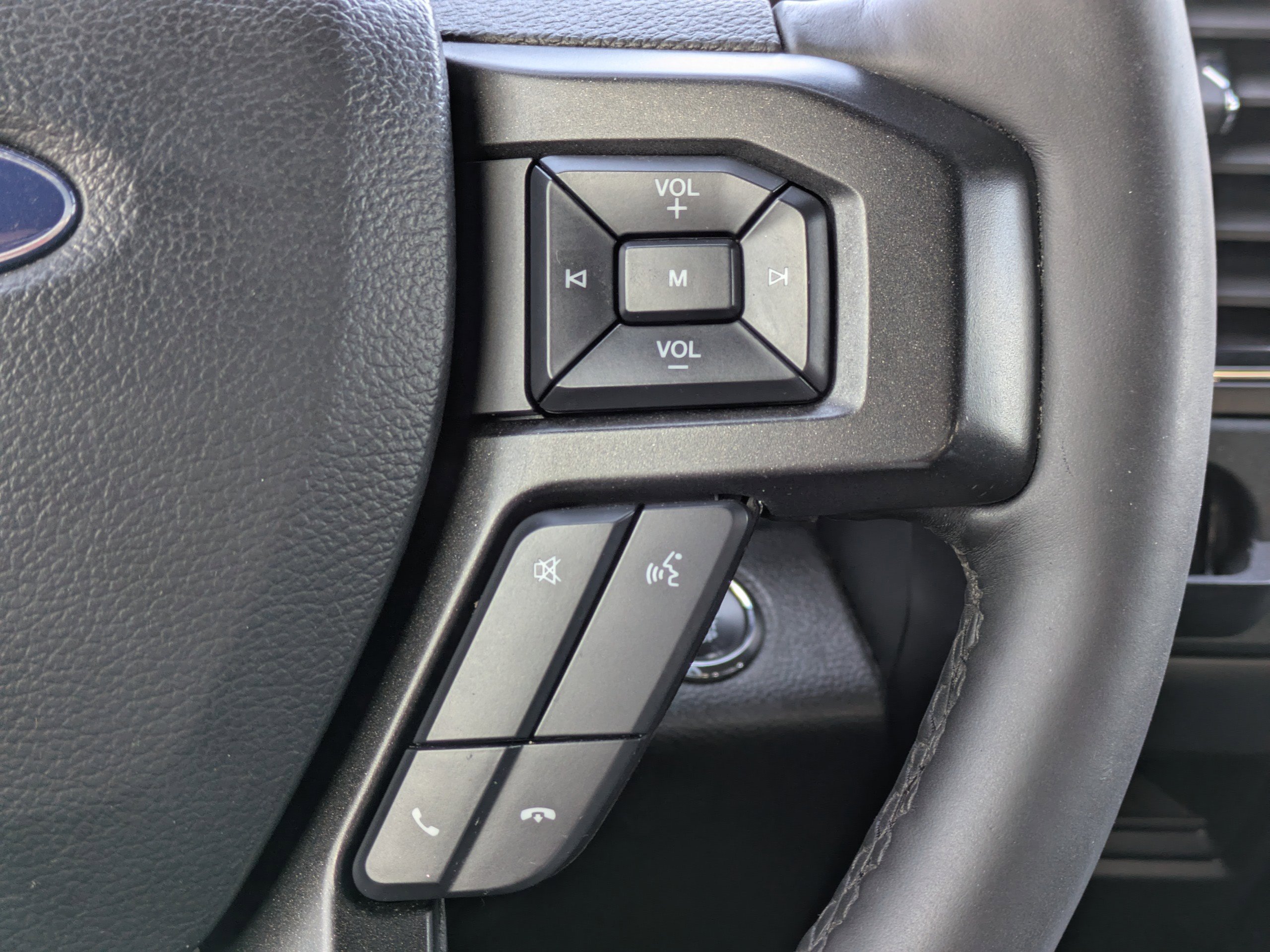 Used 2020 Ford Expedition Limited image 31