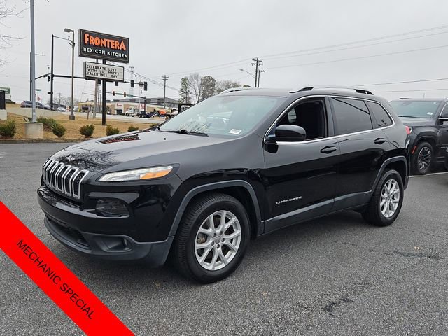 Used 2017 Jeep Cherokee Latitude w/ Safety/Convenience Group image 4