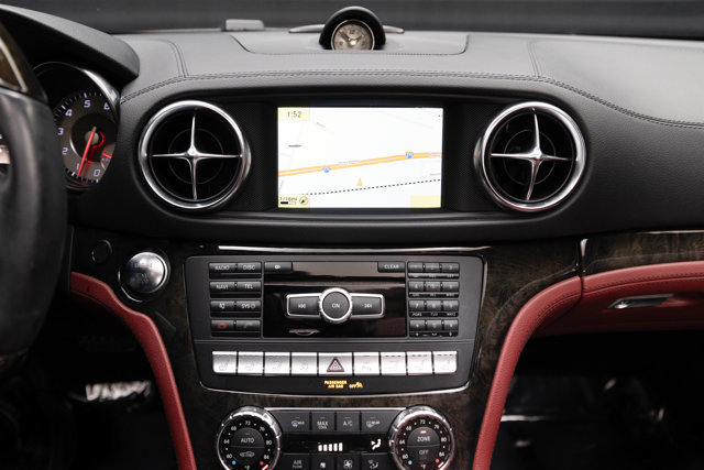 Used 2013 Mercedes-Benz SL 550 image 90