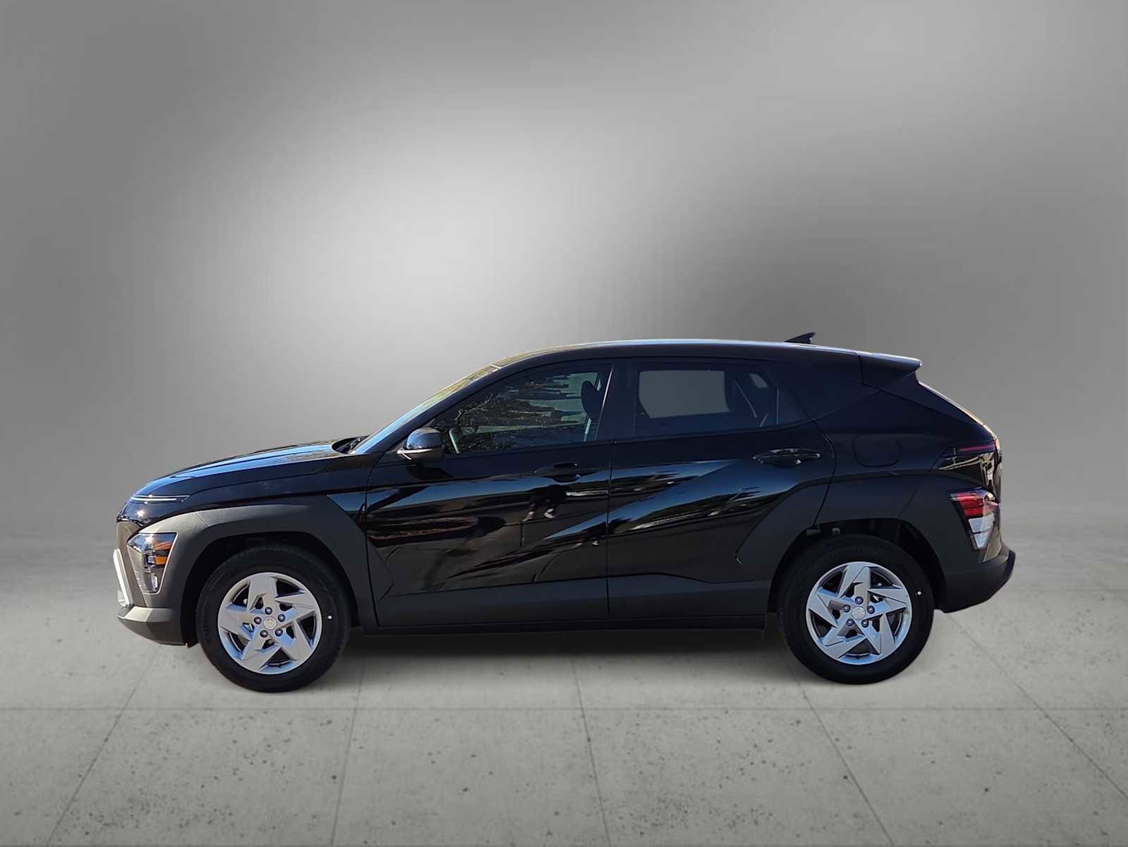 New 2026 Hyundai Kona SE image 5