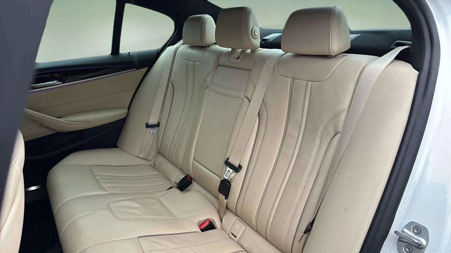 Used 2019 BMW 530i w/ Convenience Package image 17