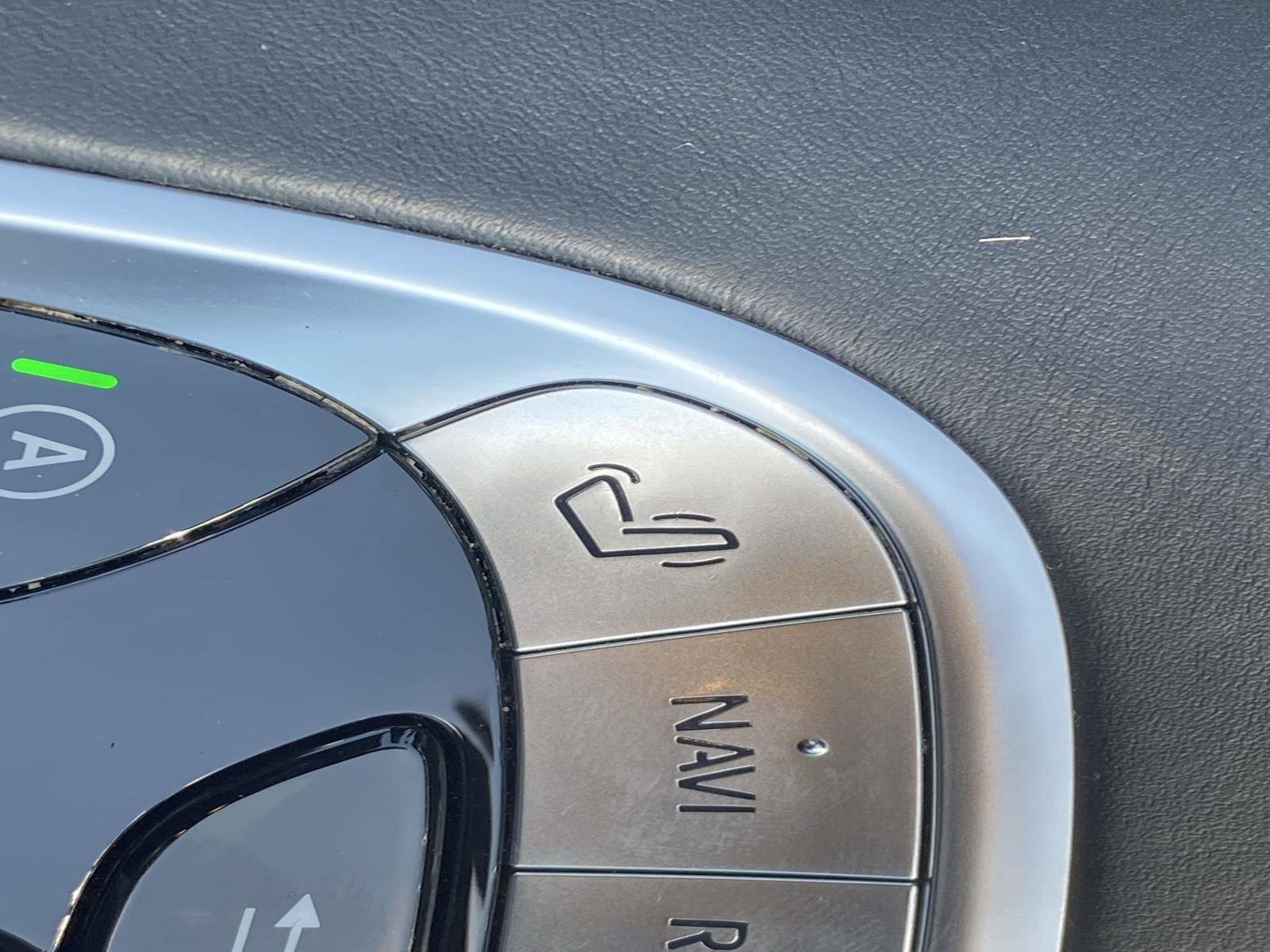 Used 2019 Mercedes-Benz S 560 Sedan image 33