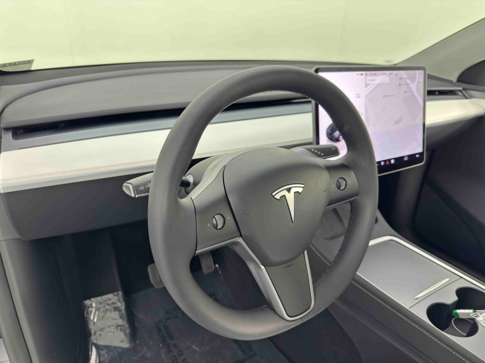 Used 2024 Tesla Model Y Long Range image 14