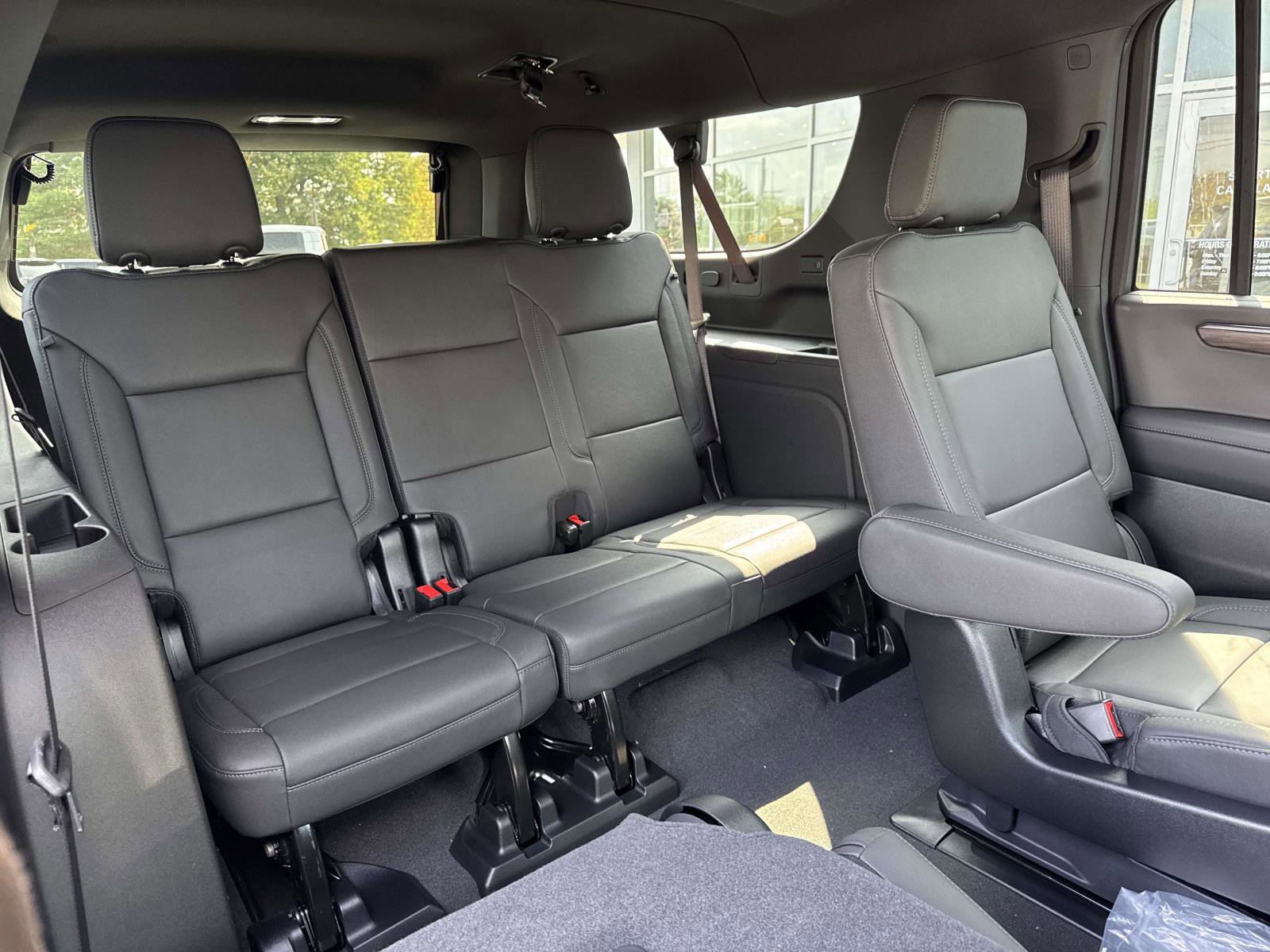 New 2026 Chevrolet Suburban LT w/ Comfort Package image 14