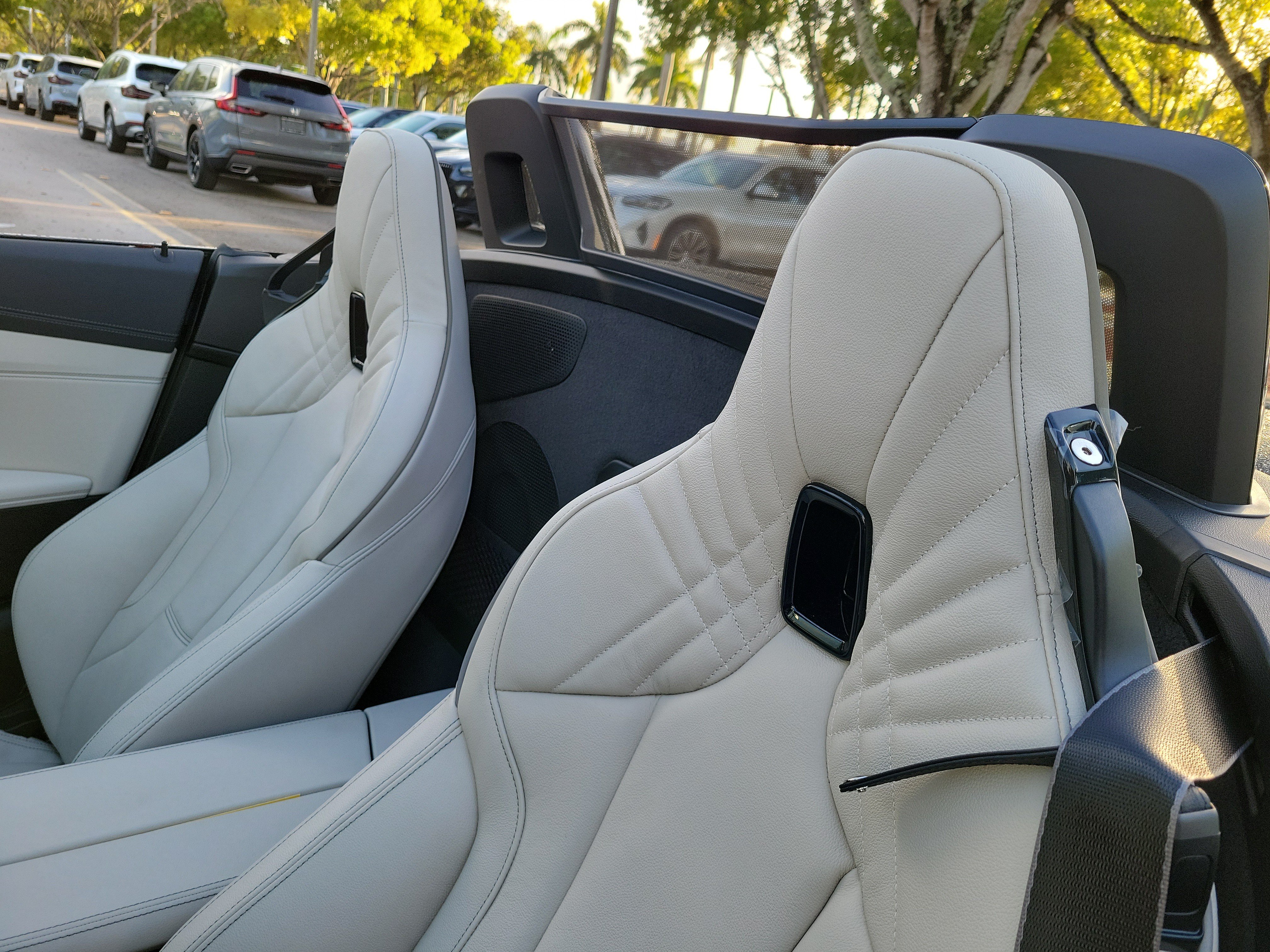 New 2026 BMW Z4 sDrive30i w/ Shadowloine Package RWD image 14