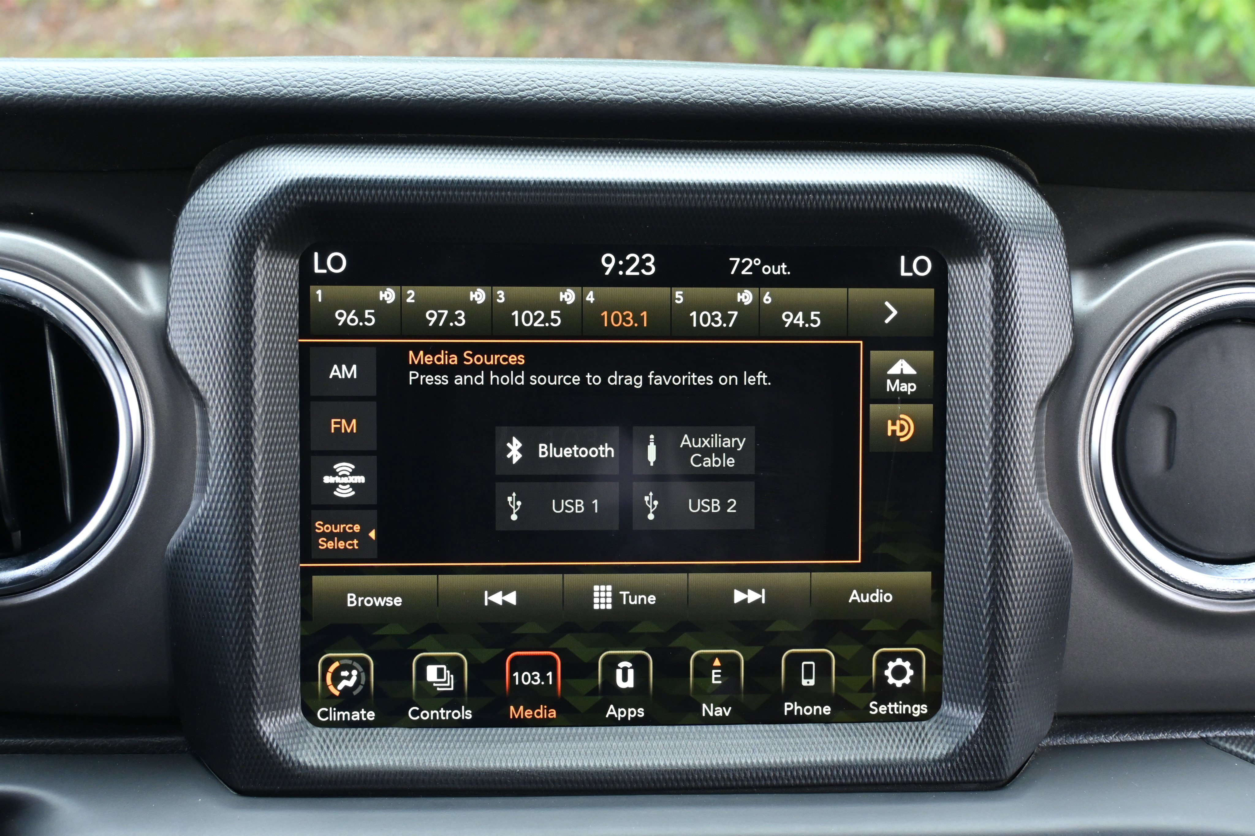 Used 2022 Jeep Wrangler Unlimited Rubicon 4xe image 28