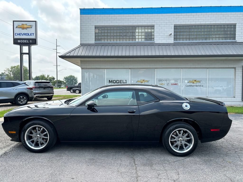 Used 2014 Dodge Challenger SXT Plus RWD image 7