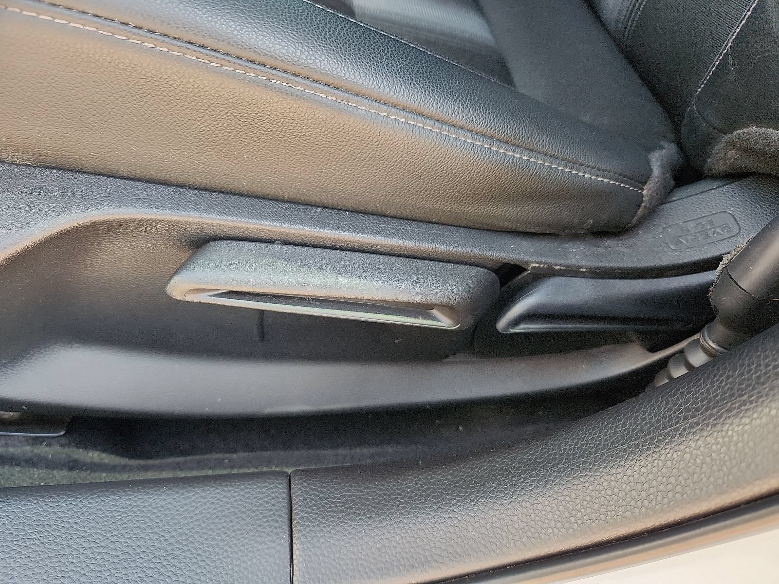 Used 2025 Honda Civic Sport image 16