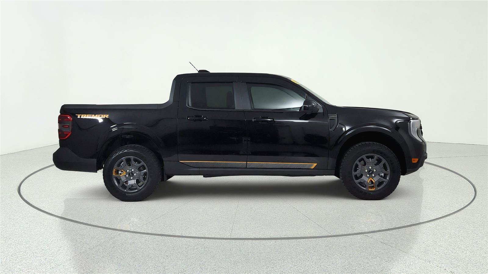 Used 2026 Ford Maverick Tremor AWD/4WD image 4