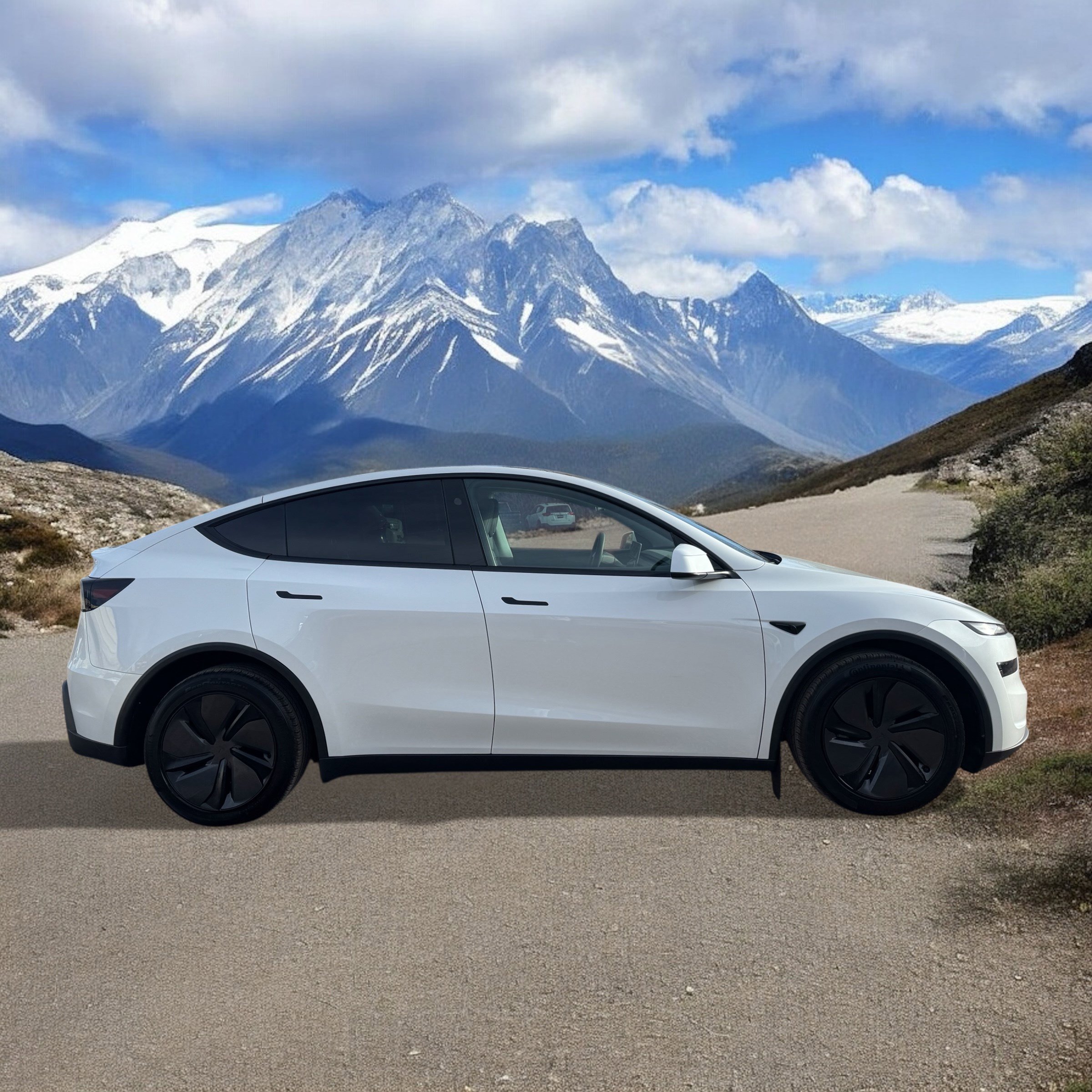 Used 2026 Tesla Model Y Long Range image 6