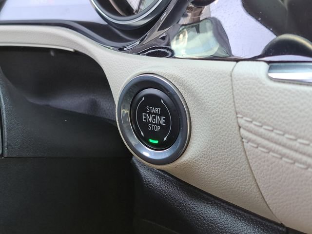 Used 2023 Buick Encore GX Essence w/ Experience Buick Package image 27