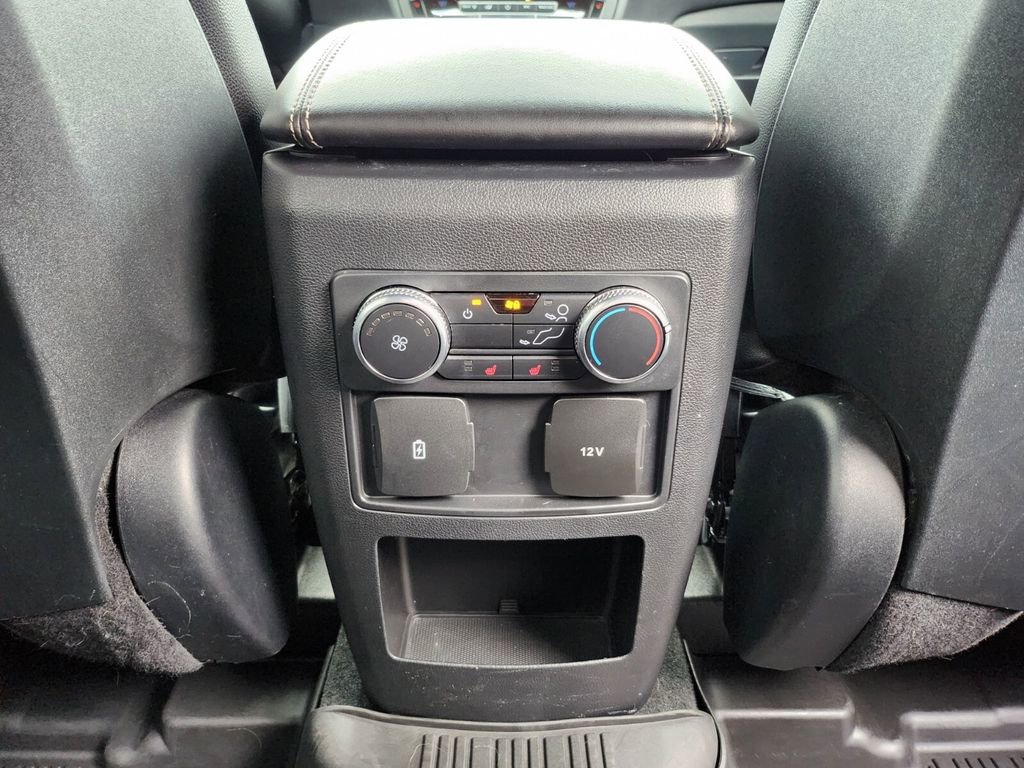 Used 2020 Ford Explorer XLT w/ Equipment Group 202A image 24