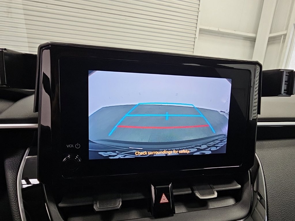 Used 2023 Toyota Corolla LE FWD image 18