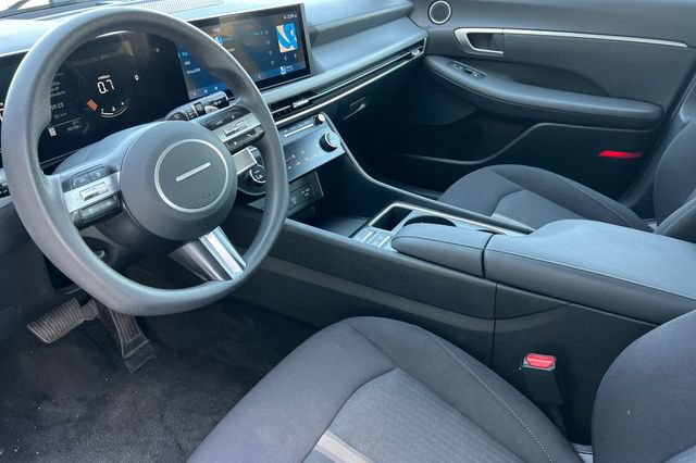 Used 2025 Hyundai Sonata SEL FWD image 10
