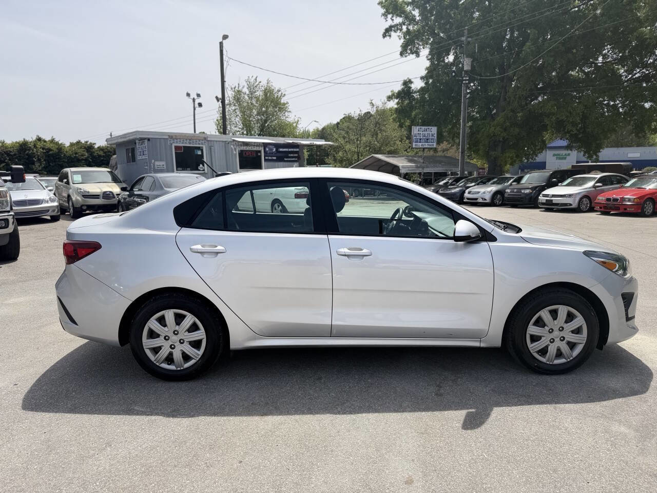Used 2022 Kia Rio S FWD image 4