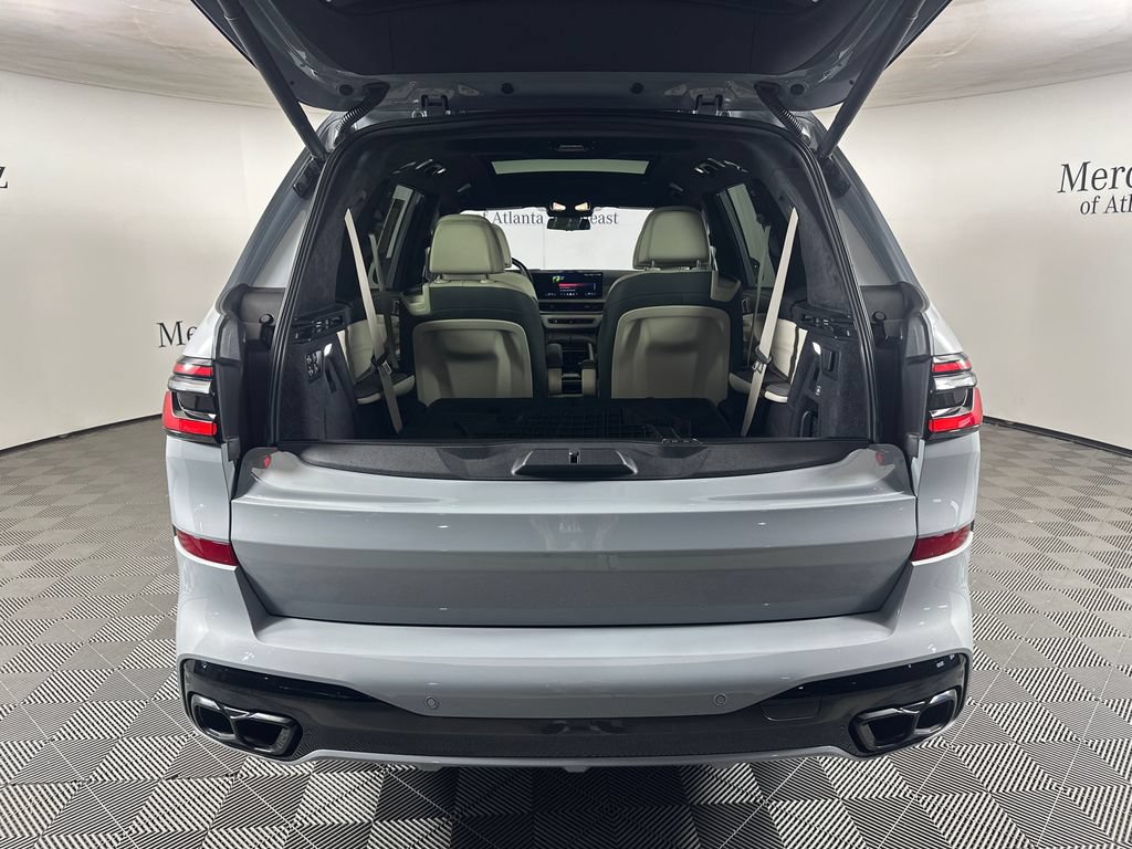 Used 2024 BMW X7 M60i w/ Executive Package AWD/4WD image 18
