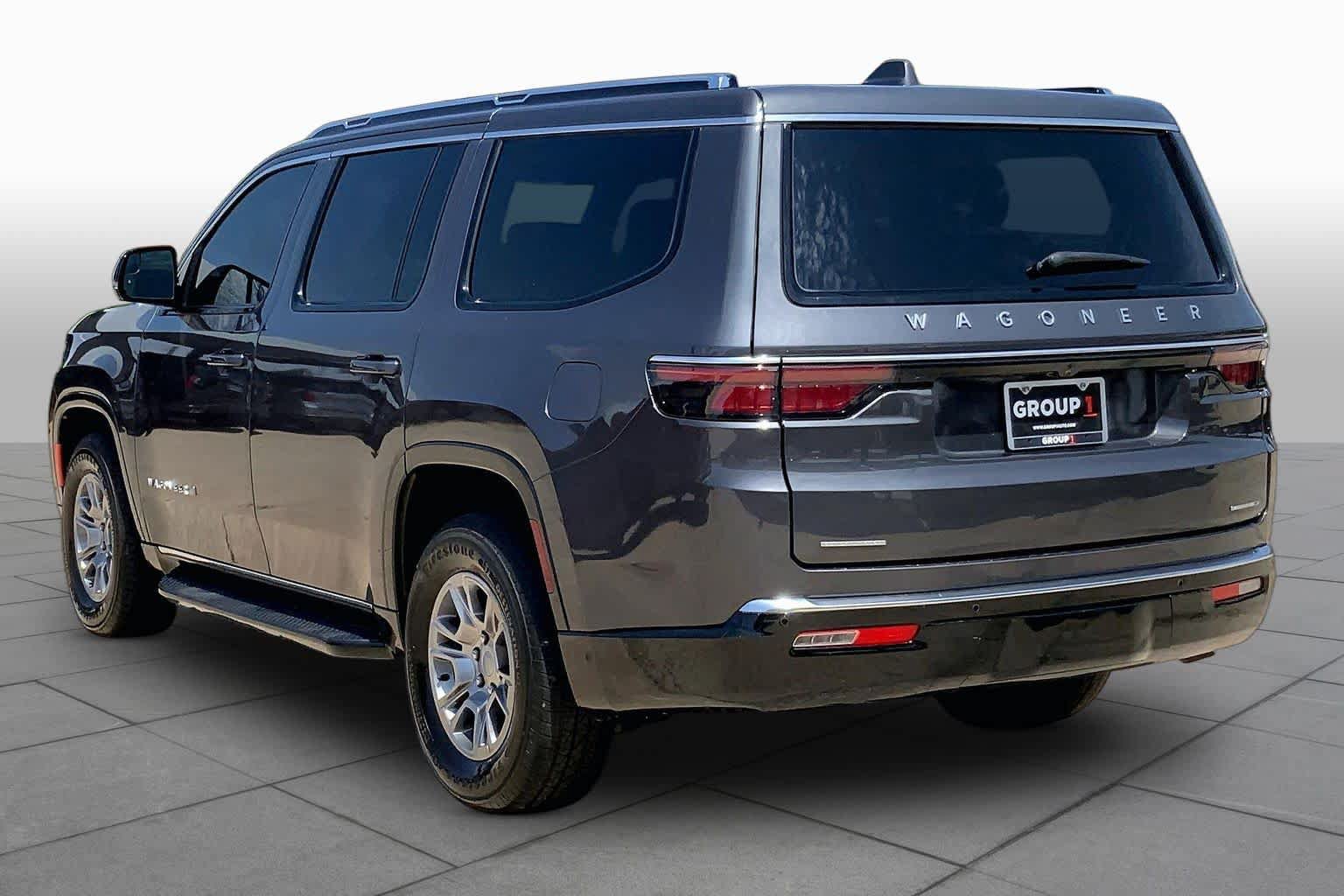 Used 2022 Jeep Wagoneer Series I w/ Convenience Group I AWD/4WD image 11