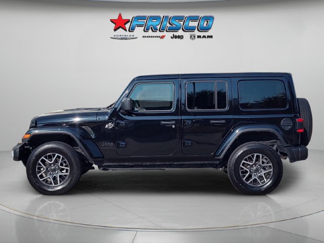 Used 2025 Jeep Wrangler Unlimited Sahara AWD/4WD image 4