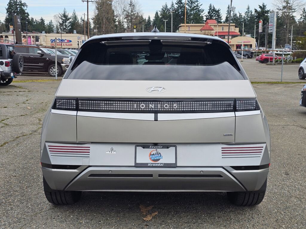 Used 2023 Hyundai Ioniq 5 Limited image 6