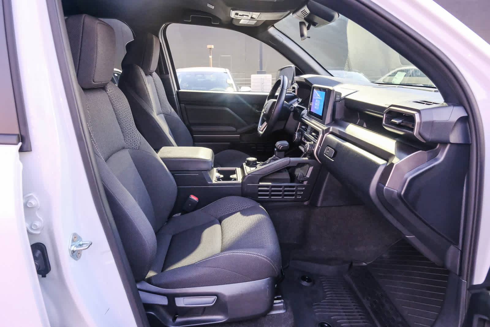 Certified 2026 Toyota 4Runner SR5 AWD/4WD image 18