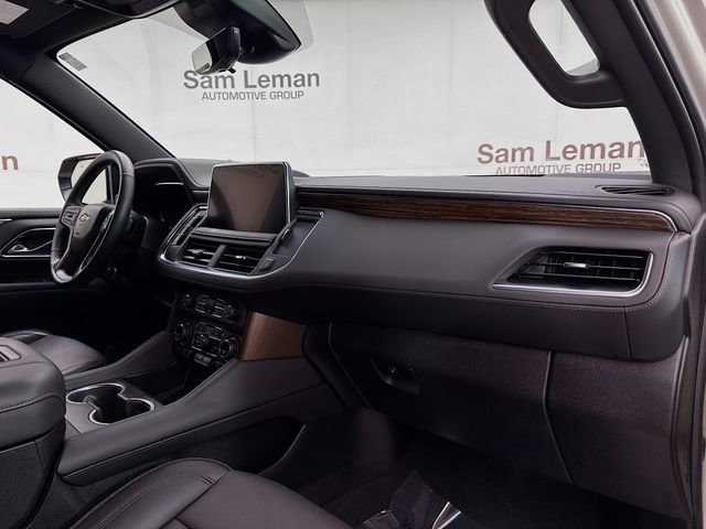 Used 2024 Chevrolet Suburban High Country image 35