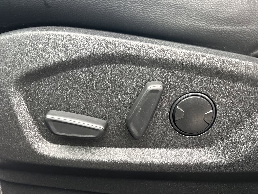 Used 2024 Ford Edge SEL w/ Convenience Package AWD/4WD image 18