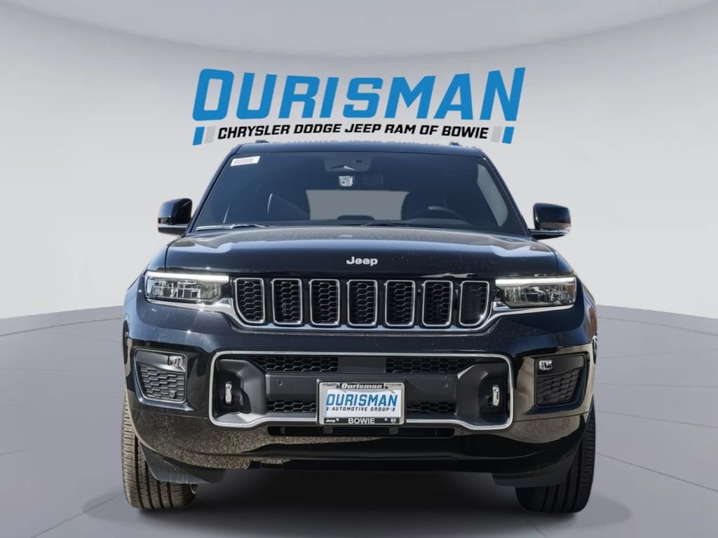 New 2025 Jeep Grand Cherokee Overland w/ Luxury Tech Group IV AWD/4WD image 2