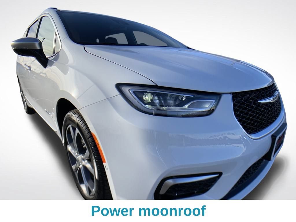 New 2026 Chrysler Pacifica Pinnacle AWD/4WD image 8