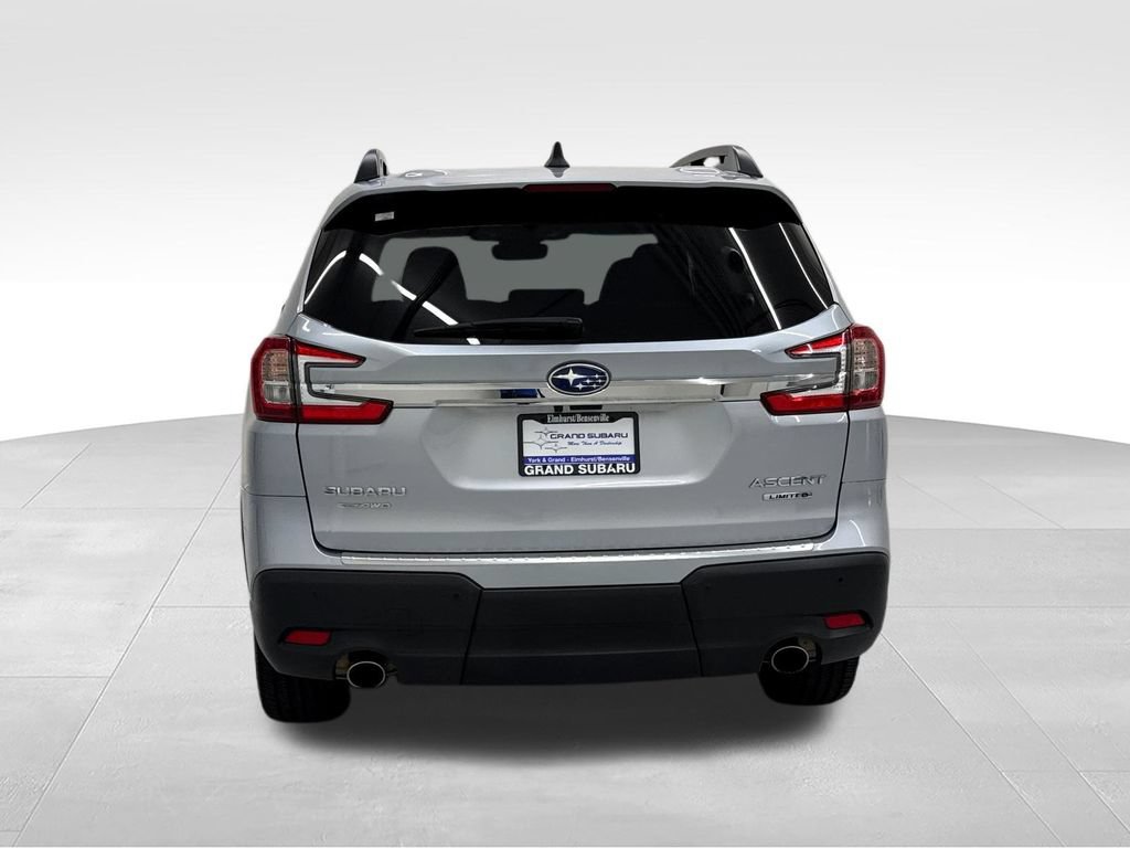 Used 2023 Subaru Ascent Limited w/ Technology Package AWD/4WD image 6