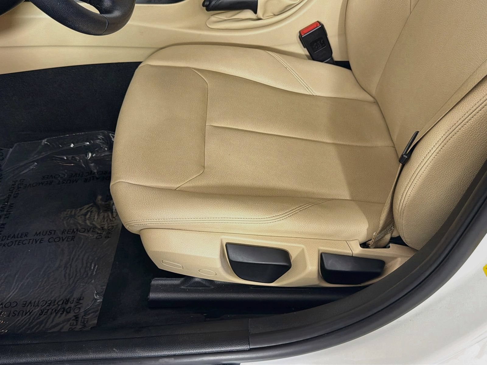 Used 2018 BMW 320i Sedan RWD image 23