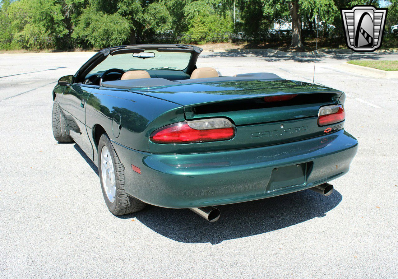Used 1995 Chevrolet Camaro Z28 image 8