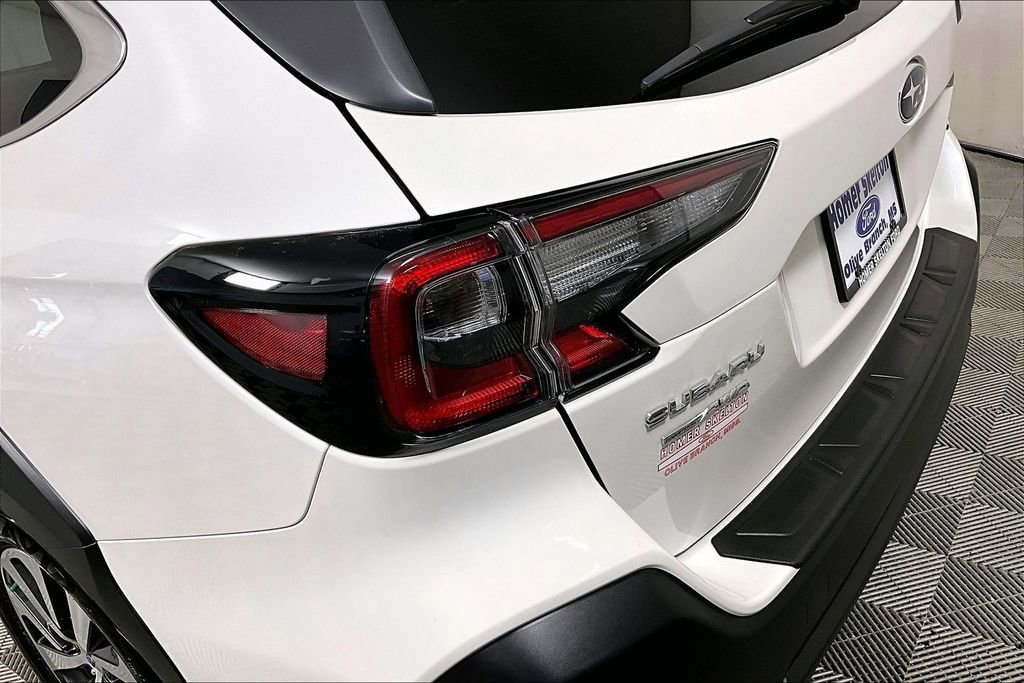 Used 2025 Subaru Outback Premium image 28