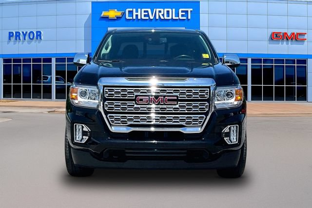 Used 2022 GMC Canyon Denali w/ Denali Black Edition Package AWD/4WD image 2