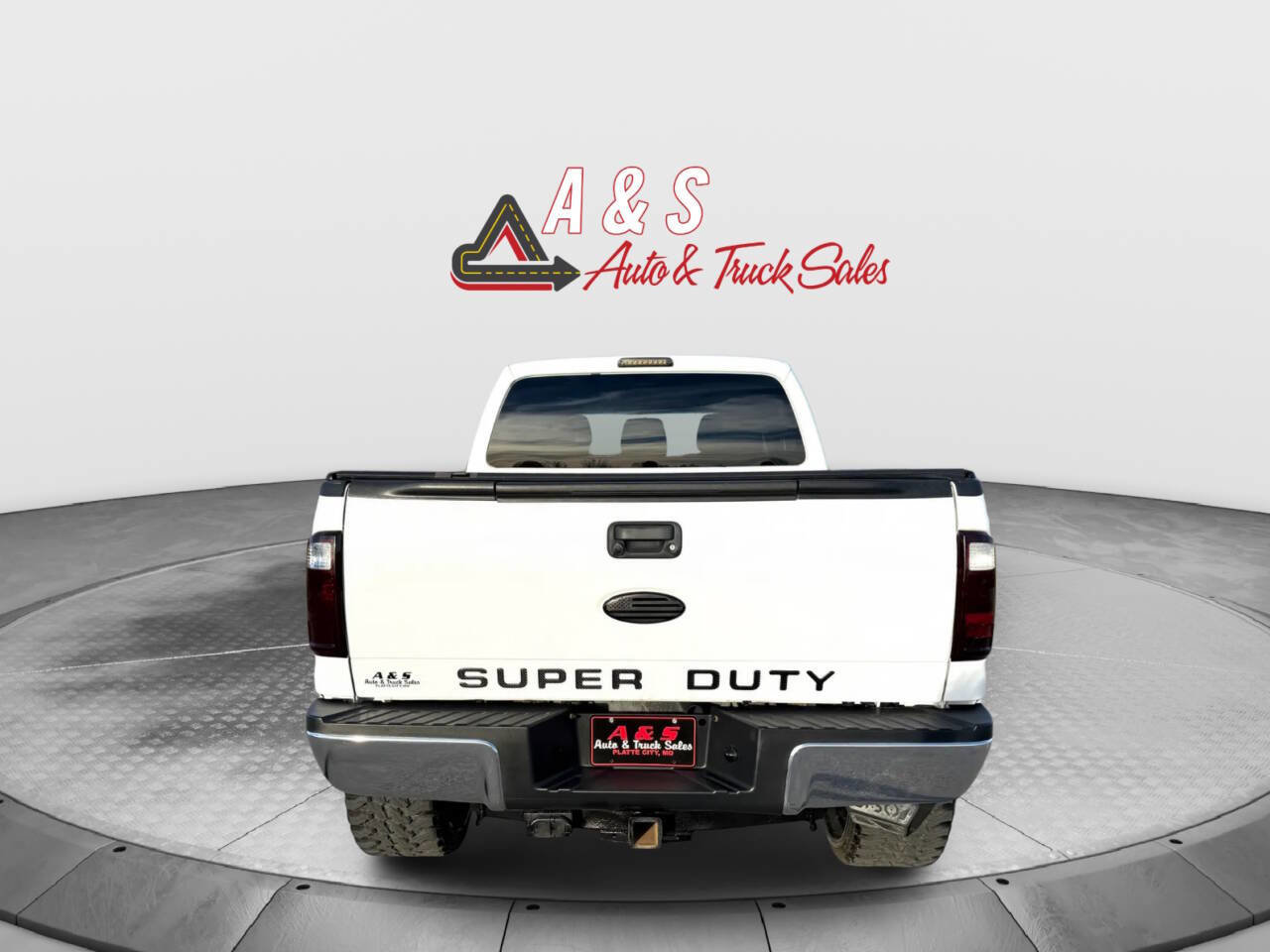 Used 2011 Ford F250 XLT w/ Chrome Pkg image 5