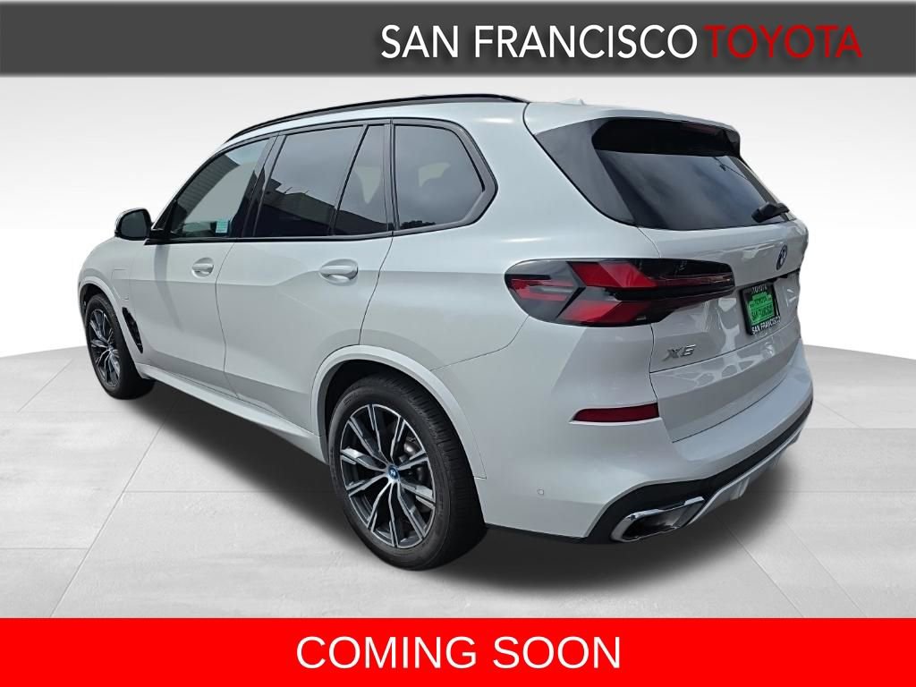 Used 2024 BMW X5 xDrive50e w/ M Sport Package AWD/4WD image 3