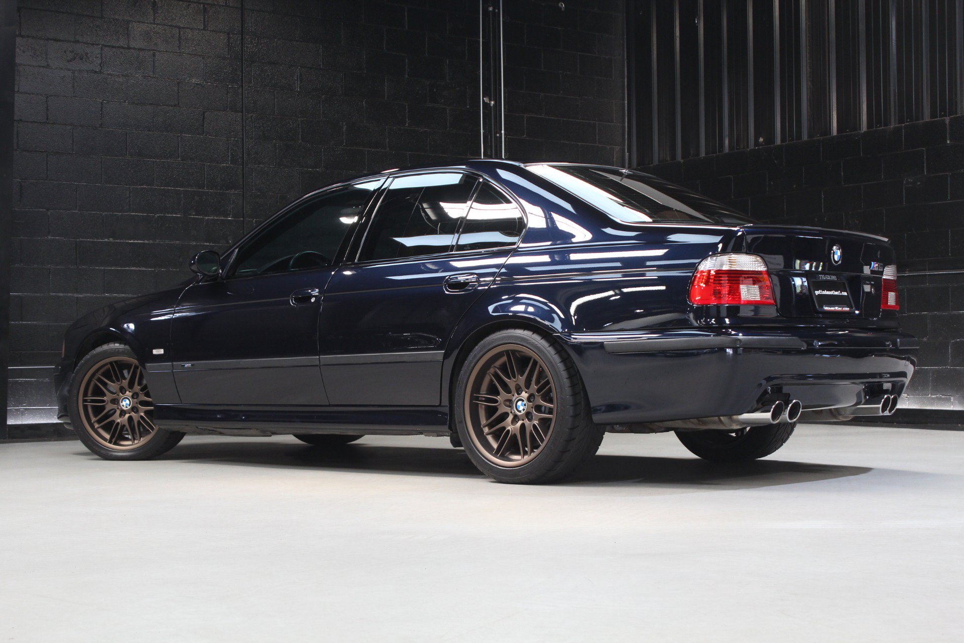 Used 2002 BMW M5 RWD image 11